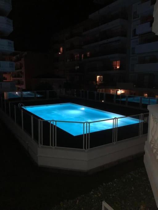 Superbe 3 Pieces Vue Mer A 2 Mn De La Plage, Terrasse, Piscine Et Parking Prive ! * Nice