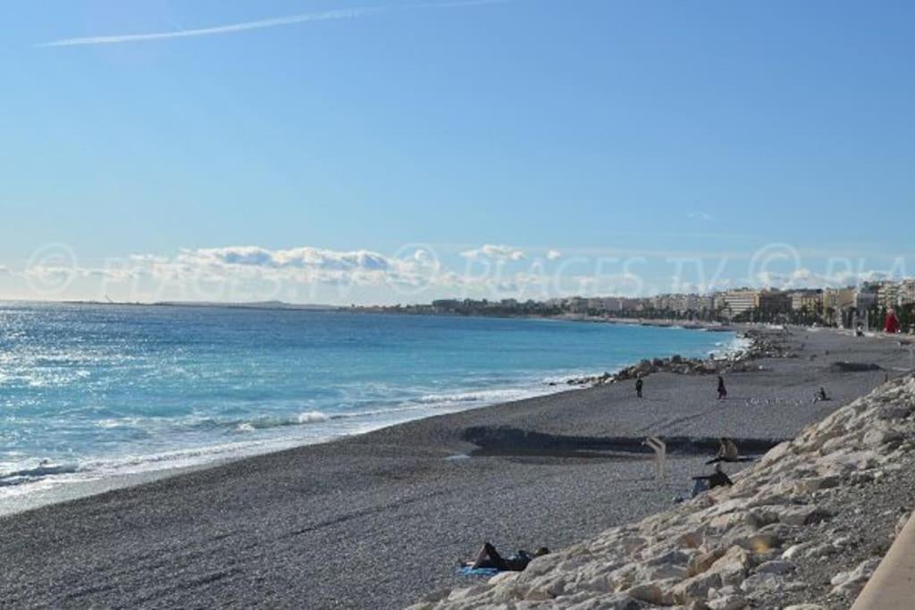 Superbe 3 Pieces Vue Mer A 2 Mn De La Plage, Terrasse, Piscine Et Parking Prive ! *